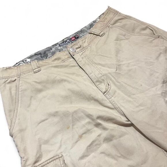 Quiksilver Distressed Cargo Shorts, Detailed w Graphics Ripped Tan Brown Sz 33 - Picture 2 of 7